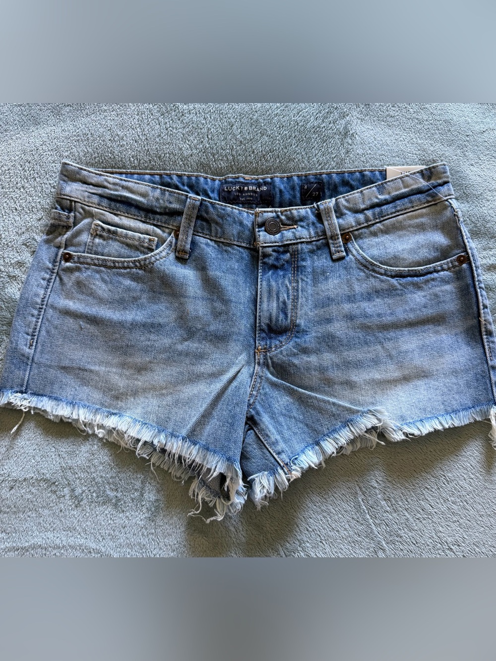 NWT Lucky Brand The Cut Off Denim Jeans Shorts Size 4